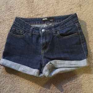 Women’s BDG shortie shorts size 25